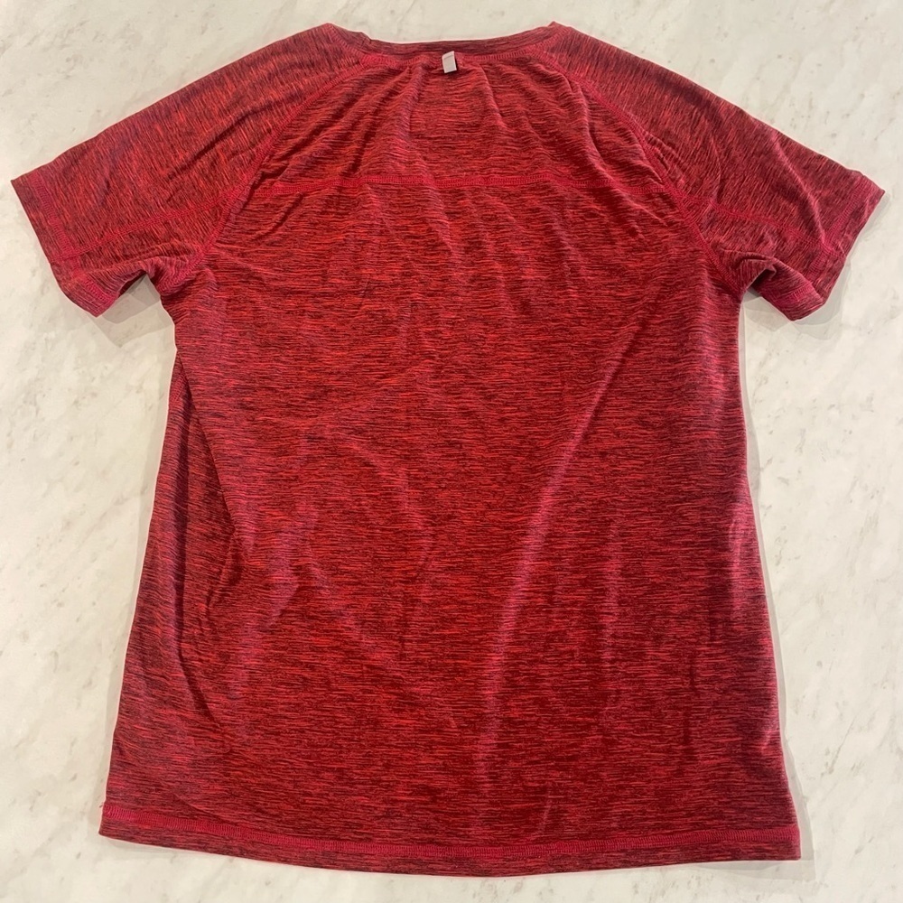 American Eagle Outfitters Flex Red Short Sleeve Graphic Logo T-Shirt Size Small - Picture 5 of 6